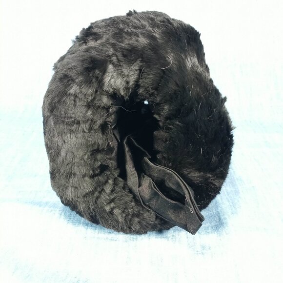 1940's Black Sheared Beaver Fur Muff - Picture 3 of 7